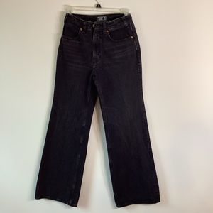 Abercrombie and Fitch, Women’s, Annie High-Rise Wide leg jeans, size 26 R. EUC.
